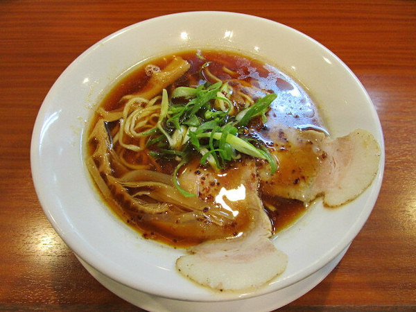 らーめん四恩のラーメン