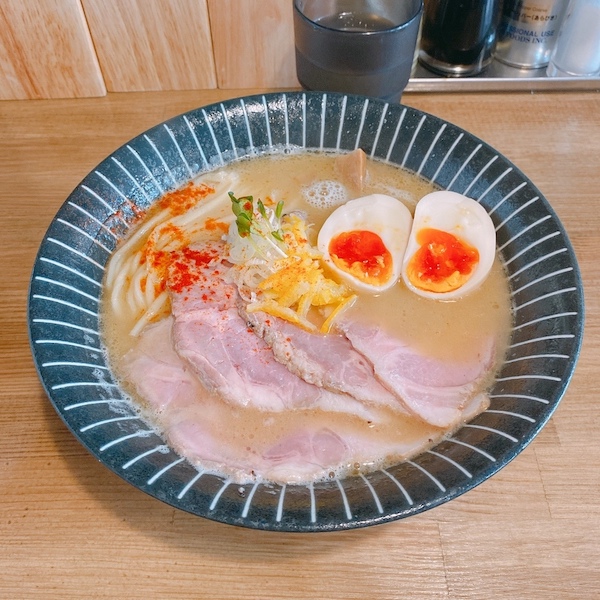 鶏に恋した日のラーメン