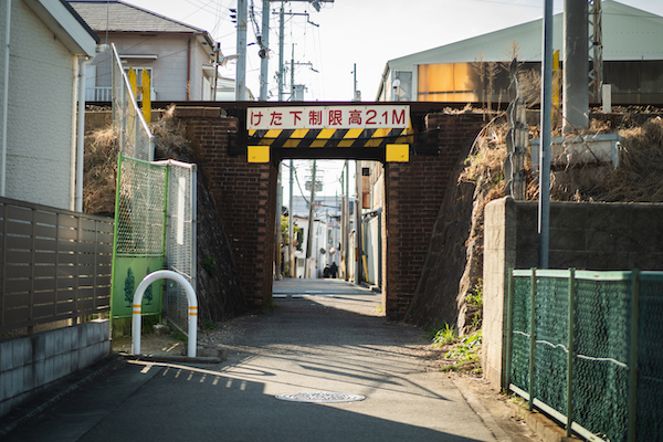 レンガ調が印象的な第1号溝橋