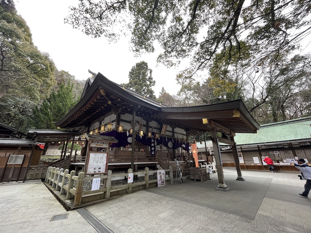 枚岡神社の神殿の写真